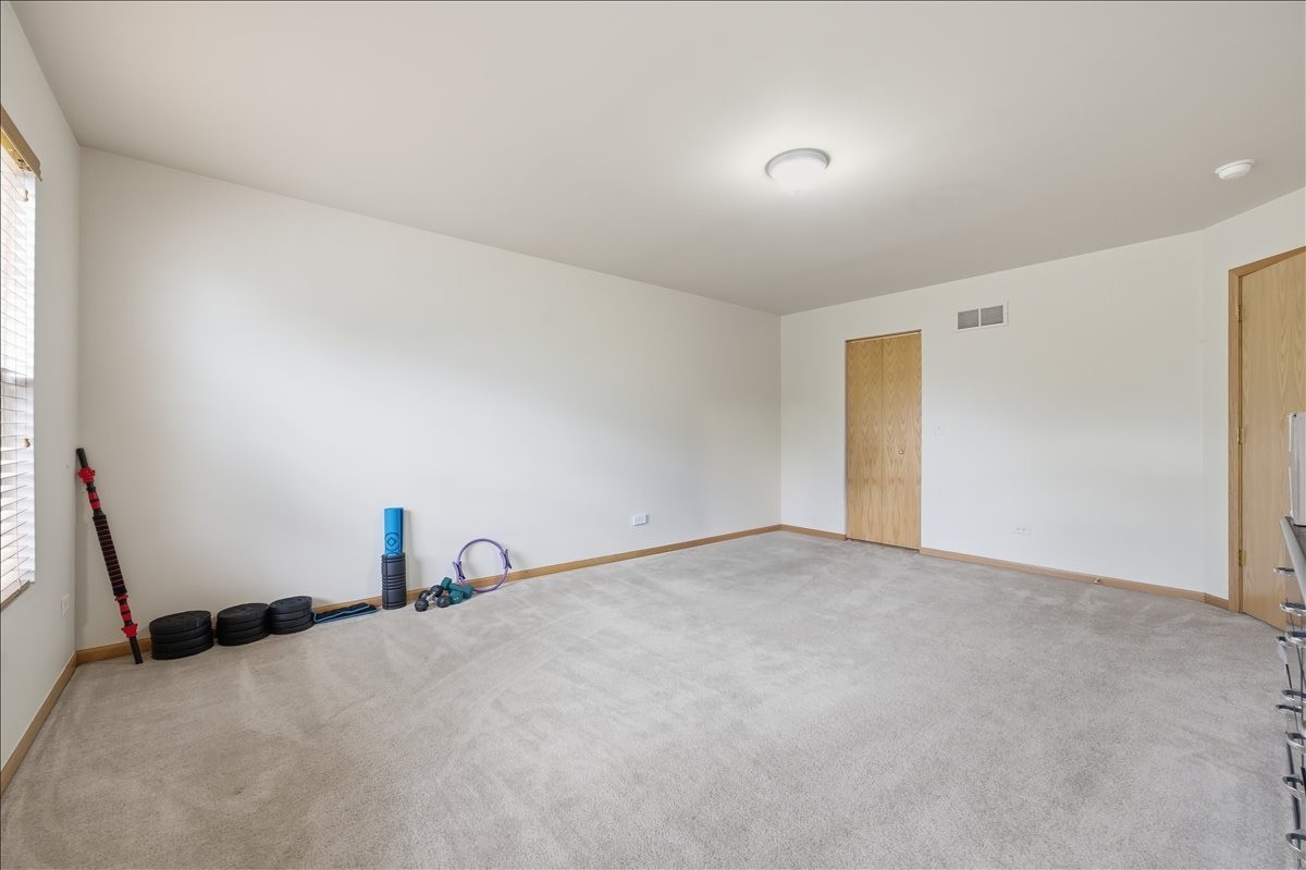 1916 Castle Ridge Drive Plainfield, IL 60586 - Photo 23 of 36 Gallery Image 23