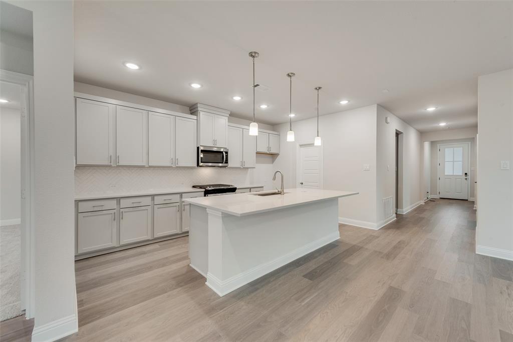 640 Marcus Lane Crowley, TX 76036 - Photo 8 of 33