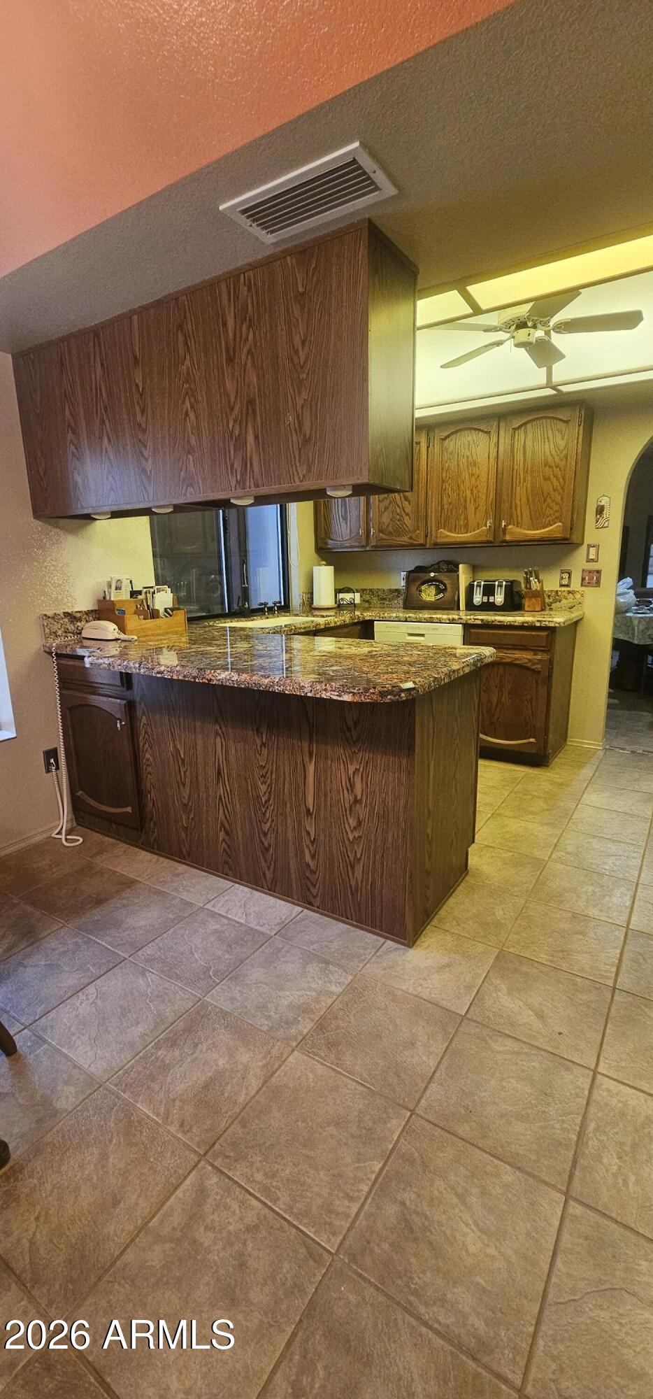 3007 West Phelps Road Phoenix, AZ 85053 - Photo 12 of 29 Kitchen8
