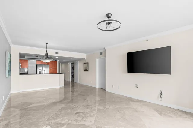 $635,000 | 2650 Lake Shore Drive, Unit 703, Riviera Beach, FL 33404