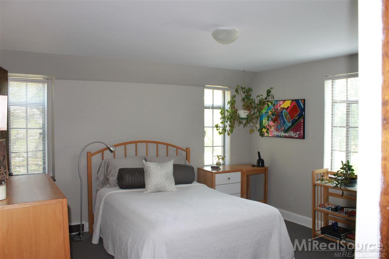729 Pemberton Road Grosse Pointe Park, MI 48230 - Photo 26 of 46
