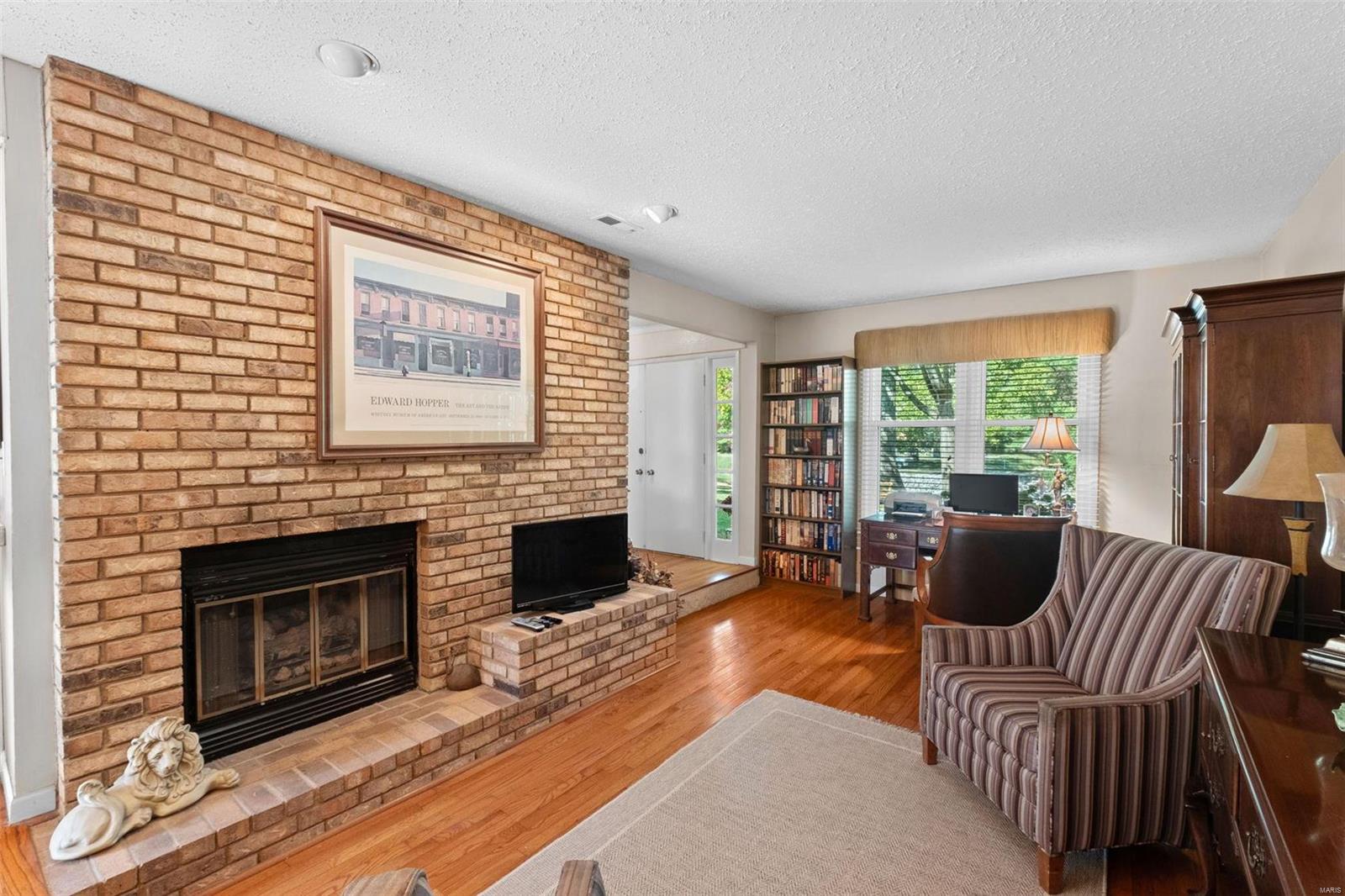 821 Amolac Drive St. Louis, MO 63141 - Photo 12 of 40