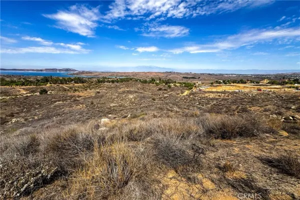 $150,000 | 1 Heizer Drive, Perris, CA 92570