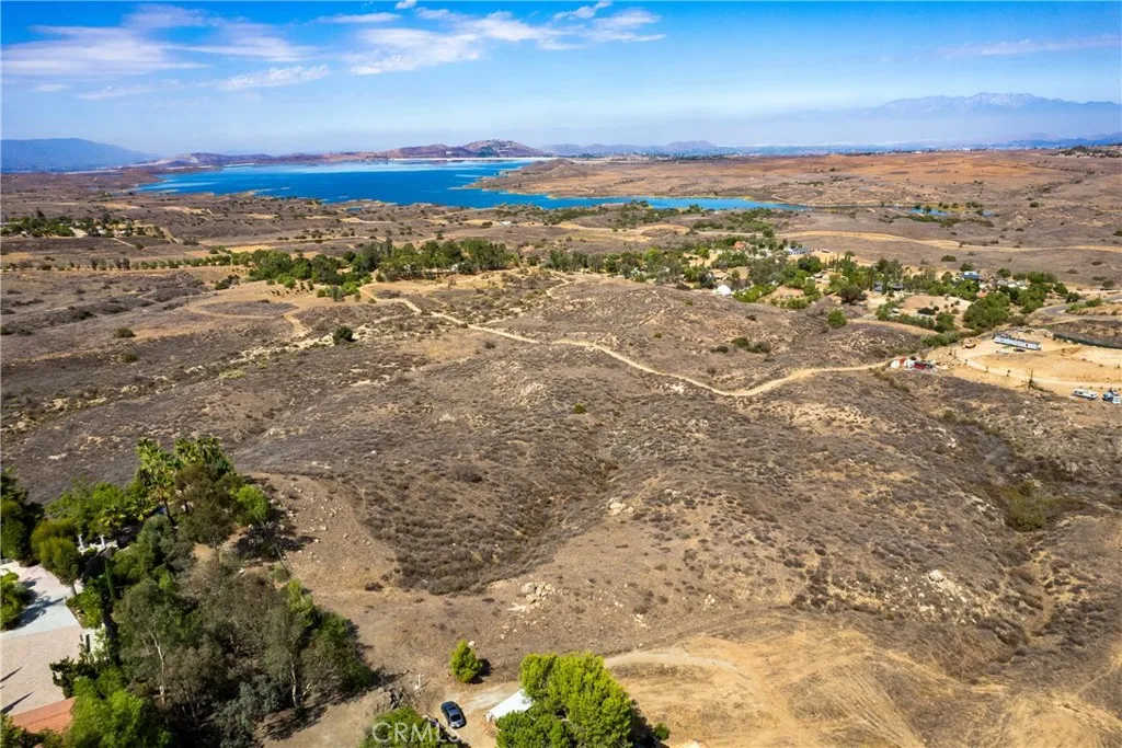 1 Heizer Drive Perris, CA 92570 - Photo 18 of 19 a view of an ocean