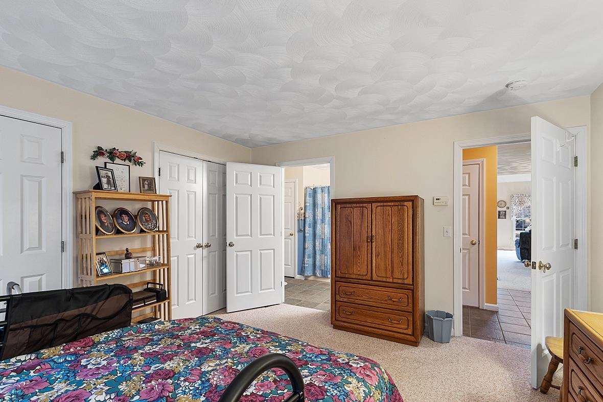 48 Hadleigh Road Windham, NH 03087 - Photo 12 of 39