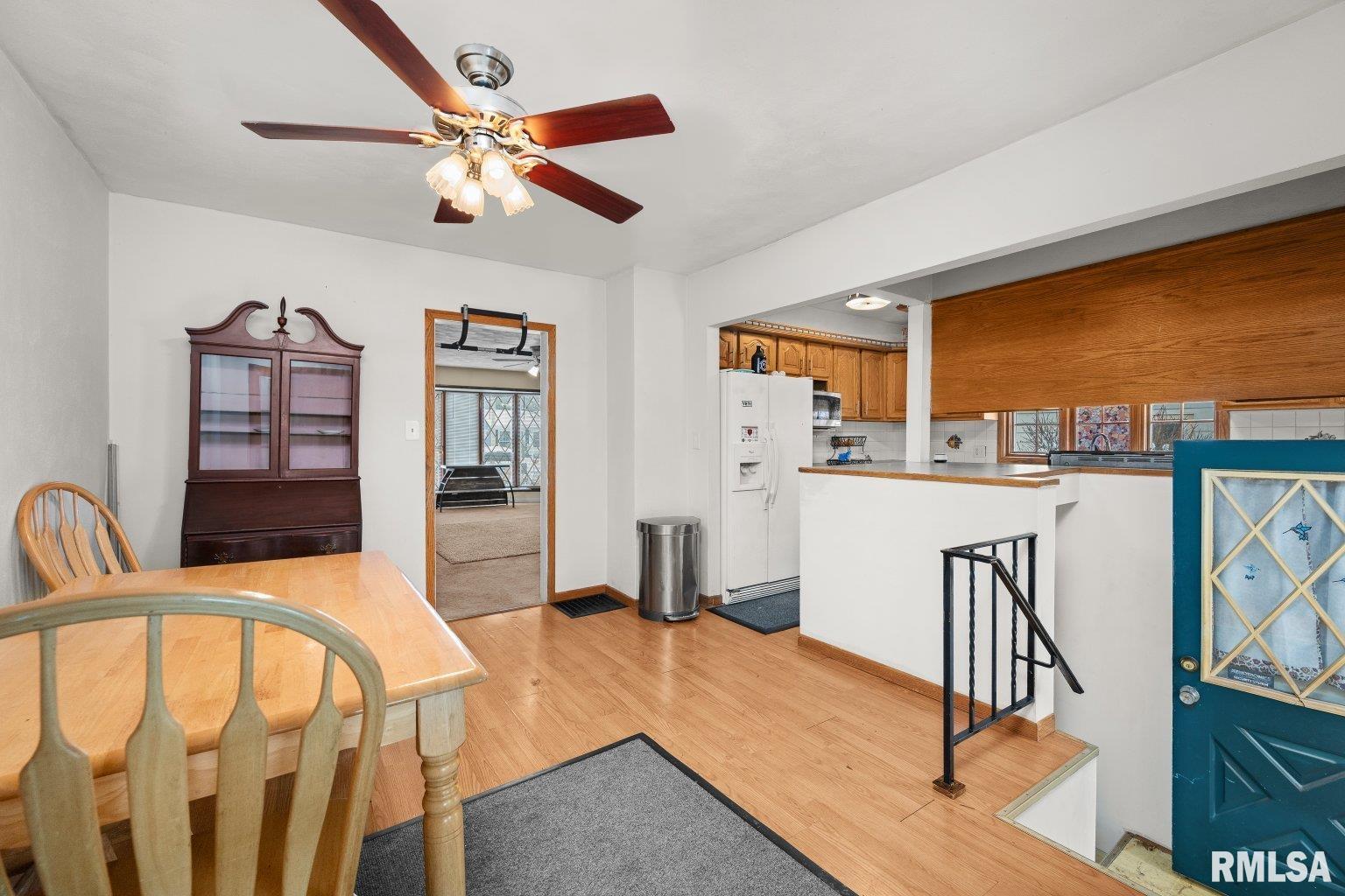 2701 47th Street Moline, IL 61265 - Photo 10 of 41