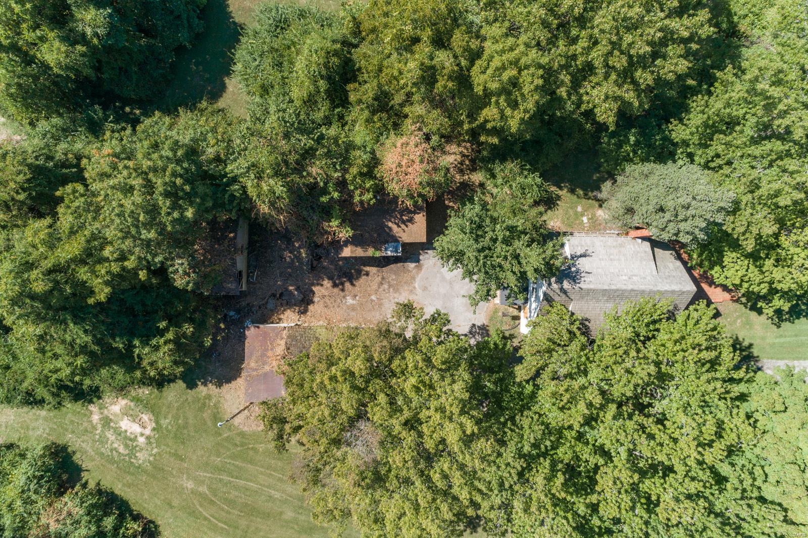 2238 Mueller Lane St. Louis, MO 63131 - Photo 2 of 15