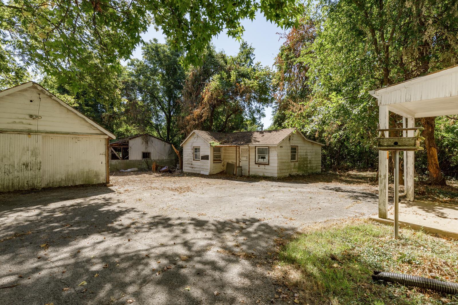 2238 Mueller Lane St. Louis, MO 63131 - Photo 7 of 15