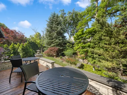 $799,000 | 912 Burnham Court, Glenview, IL 60025