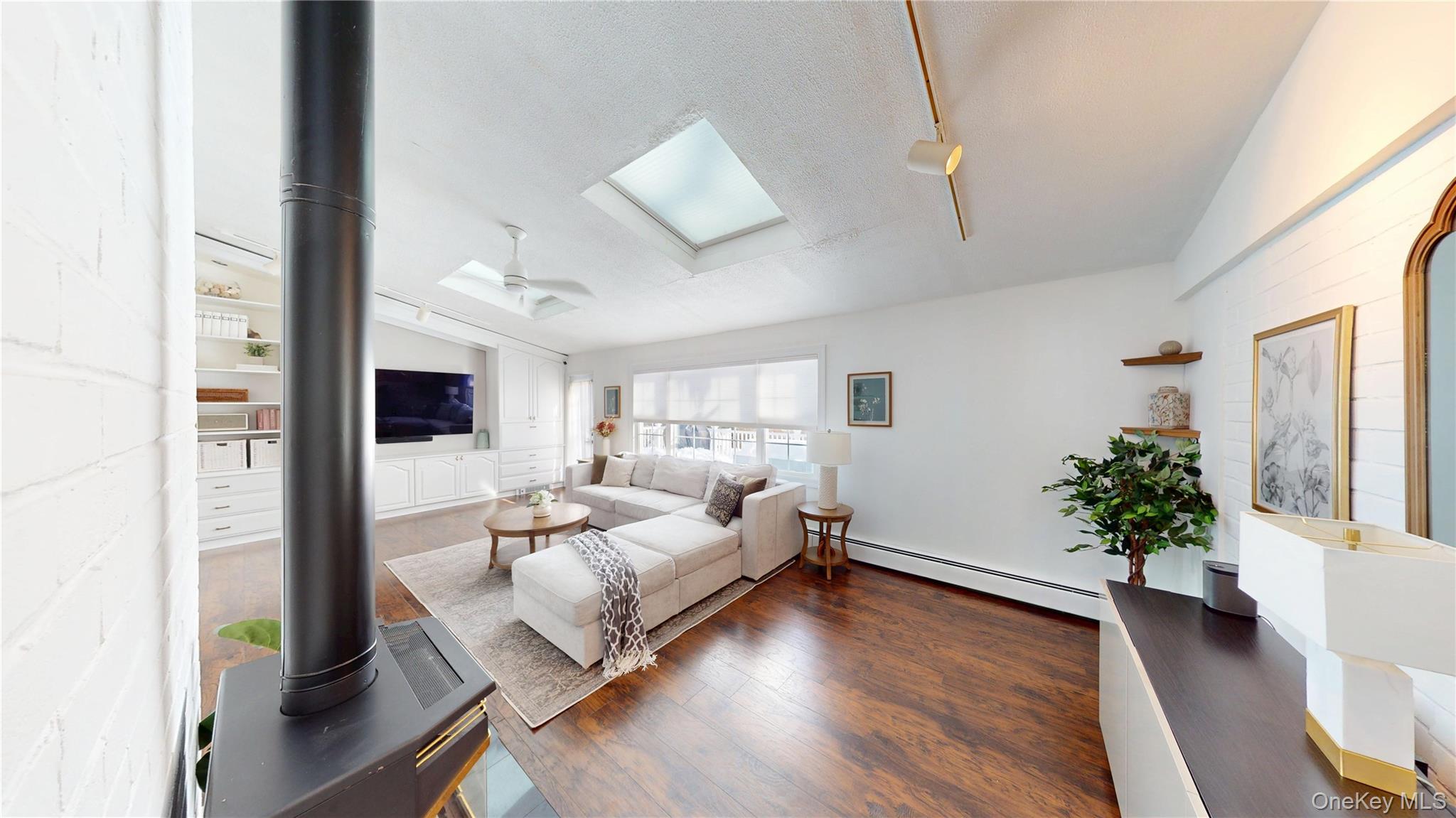 501 Spook Hollow Road Nyack, NY 10960 - Photo 8 of 22