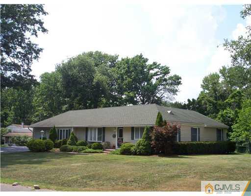 5 Maida Road Edison, NJ 08820 - Photo 22 of 23 front view of a house with a yard