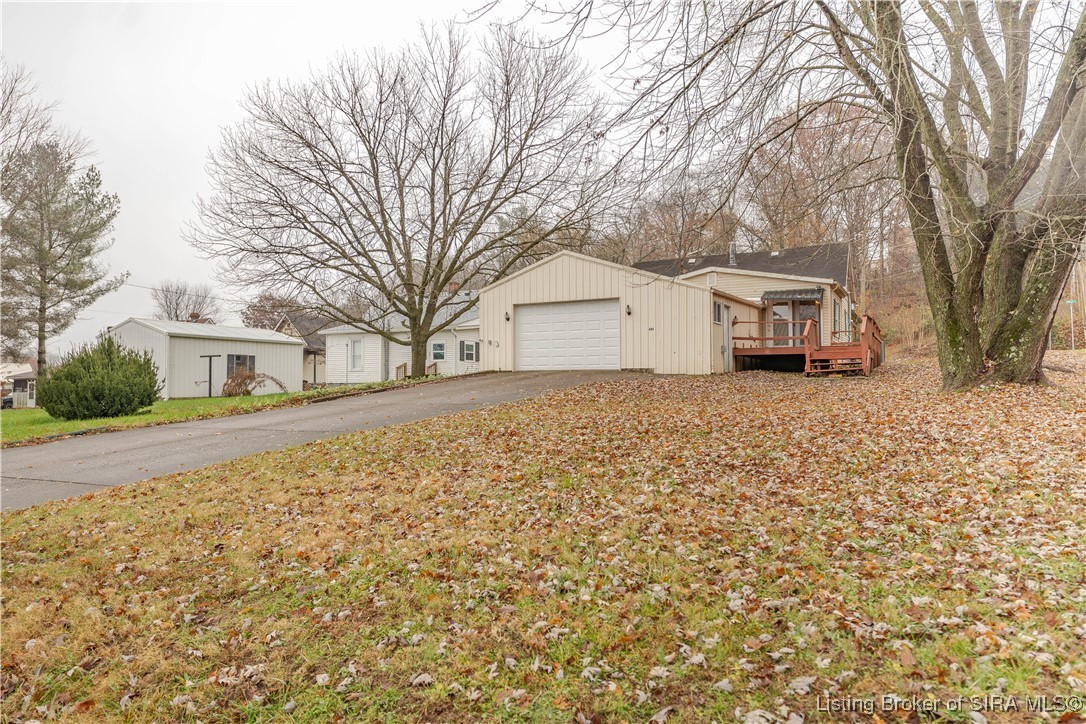 481 Ridley Street Corydon, IN 47112 - Photo 18 of 18 Driveway to garage