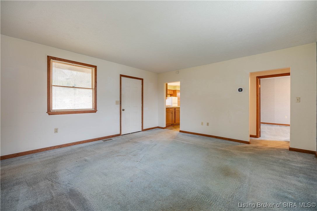 481 Ridley Street Corydon, IN 47112 - Photo 3 of 18 Living room
