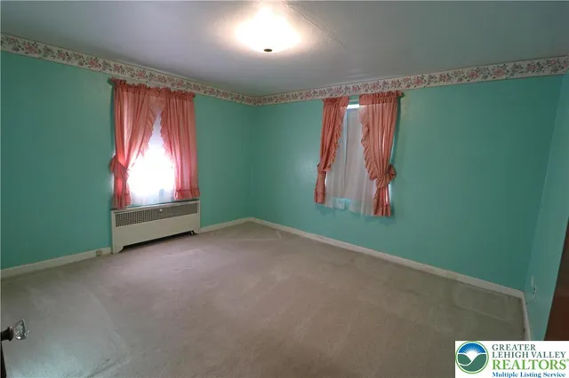 $279,900 | 251 10th Avenue, Bethlehem, PA 18018