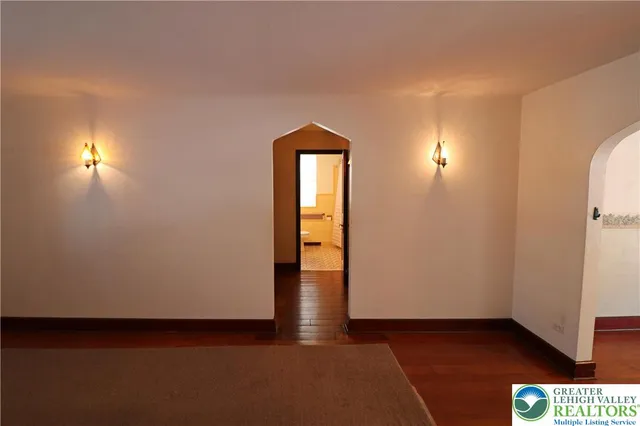 $279,900 | 251 10th Avenue, Bethlehem, PA 18018