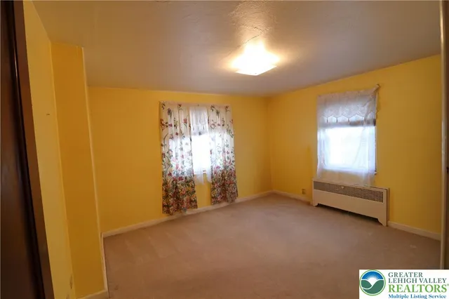 $279,900 | 251 10th Avenue, Bethlehem, PA 18018