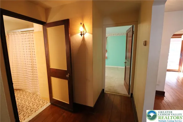 $279,900 | 251 10th Avenue, Bethlehem, PA 18018