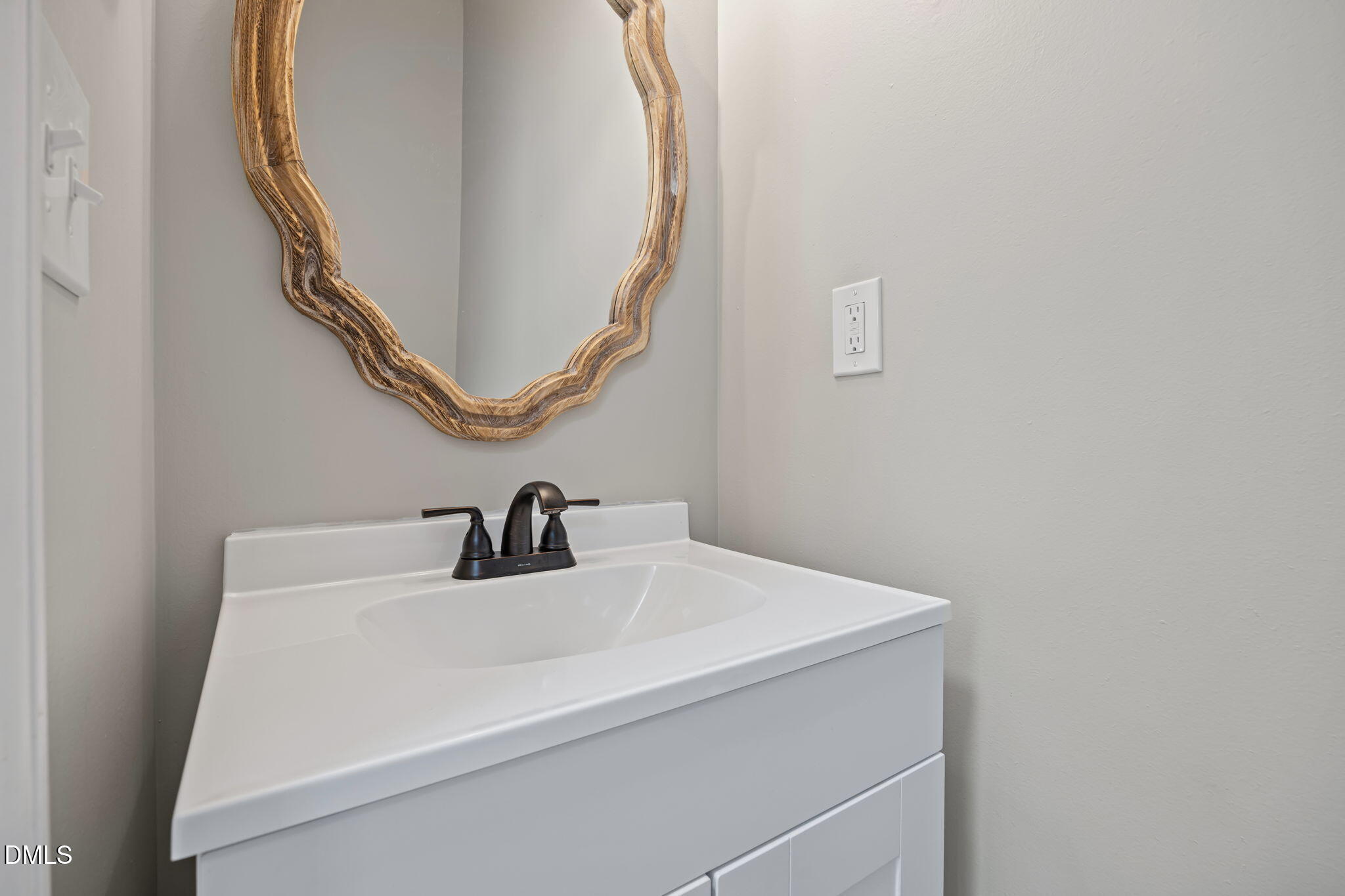 11700 Coppergate Drive, Unit 100 Raleigh, NC 27614 - Photo 16 of 40 24-web-or-mls-IMG_1561