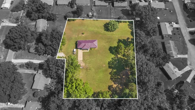 $210,000 | 455 Hill Street, Holly Springs, MS 38635