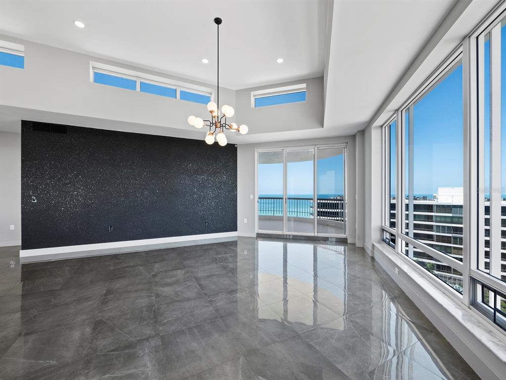455 Longboat Club Road, Unit PH8 Longboat Key, FL 34228 - Photo 18 of 32