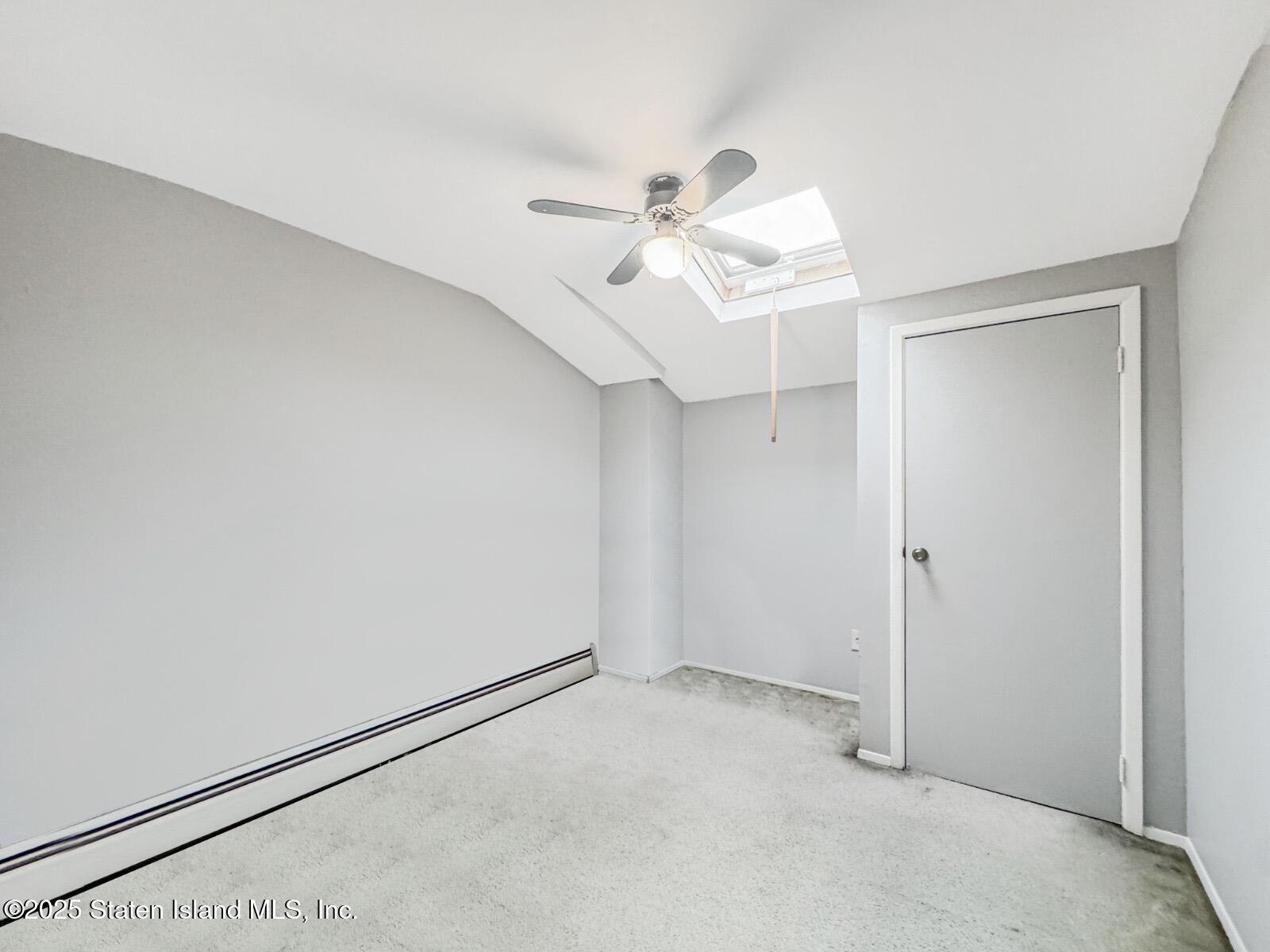 225 Wellbrook Avenue Staten Island, NY 10314 - Photo 22 of 40 Photo Oct 28 2025, 6 08 19 PM