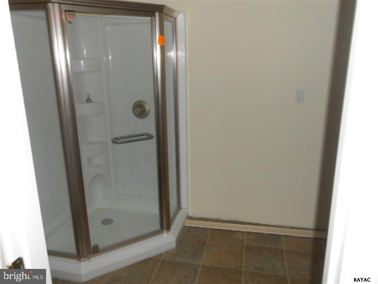 1827 Pin Oak Drive Spring Grove, PA 17362 - Photo 15 of 15 Gallery Image 15