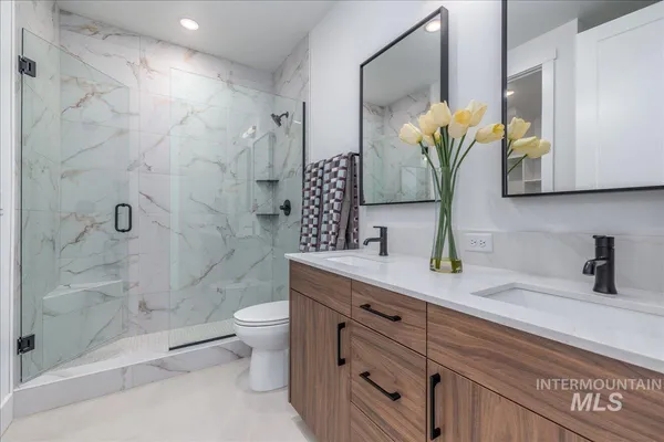 $575,000 | 2810 West Bannock Street, Unit 4, Boise, ID 83702