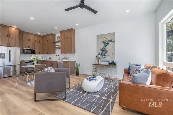 $575,000 | 2810 West Bannock Street, Unit 4, Boise, ID 83702