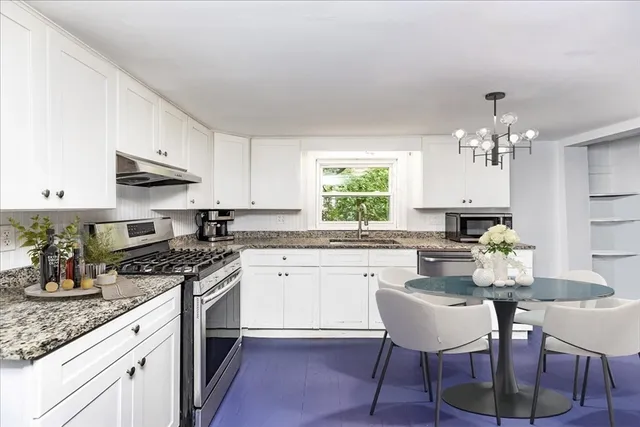 $355,000 | 946 Bay Road, Unit 2, Hamilton, MA 01982