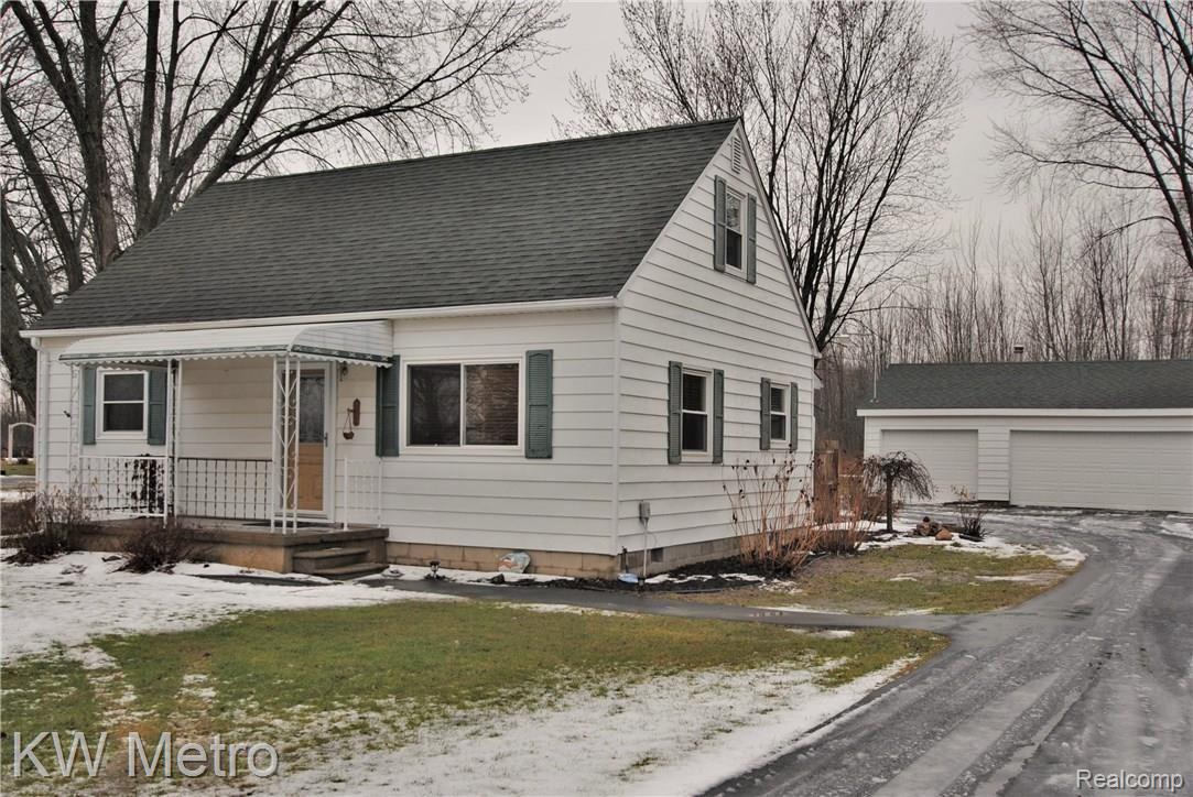 12400 East Burt Road Birch Run, MI 48415 - Photo 1 of 17 DSC_00391.jpg