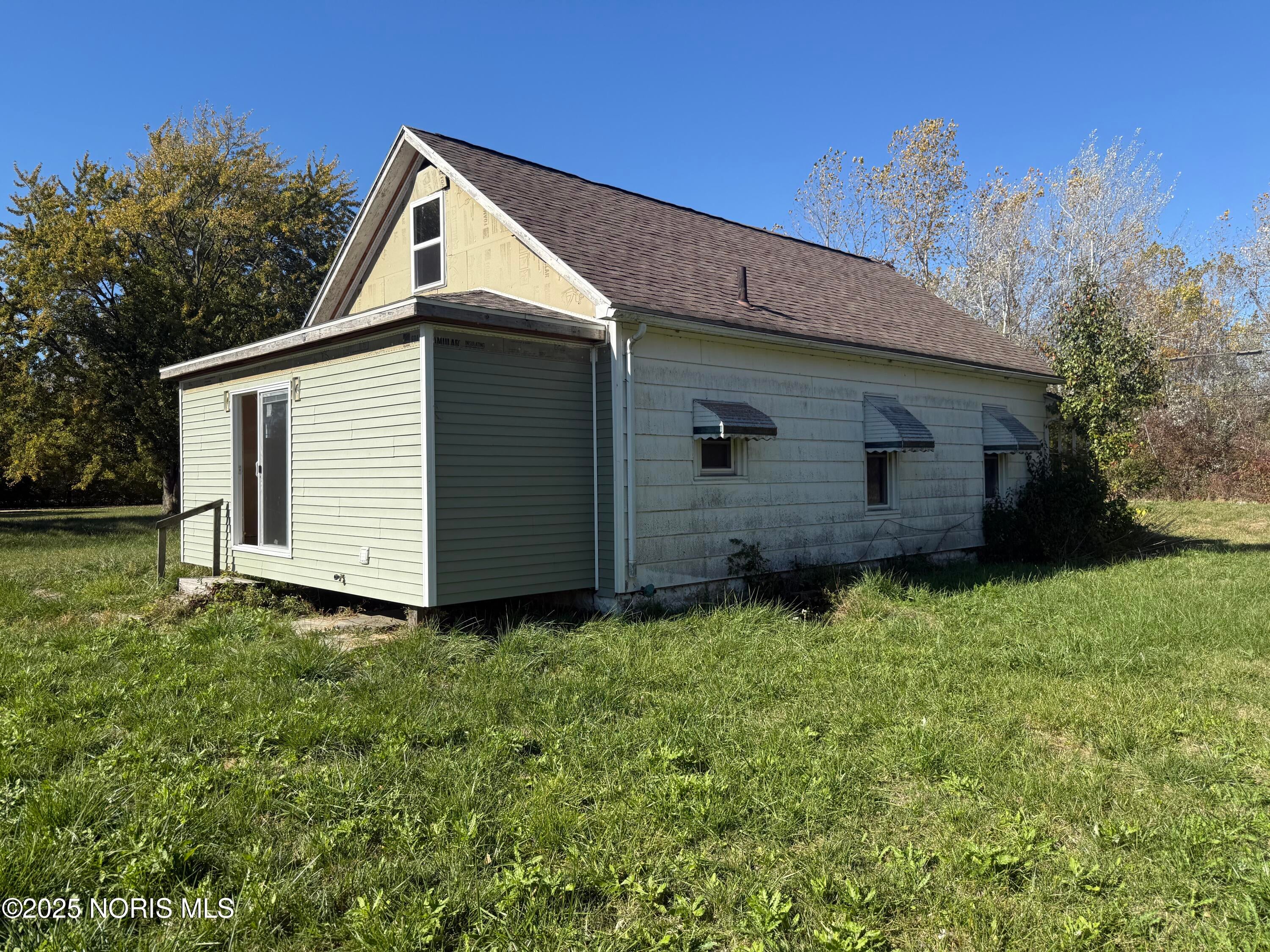 8740 Cedar Point Road Oregon, OH 43616 - Photo 5 of 17 IMG_1434