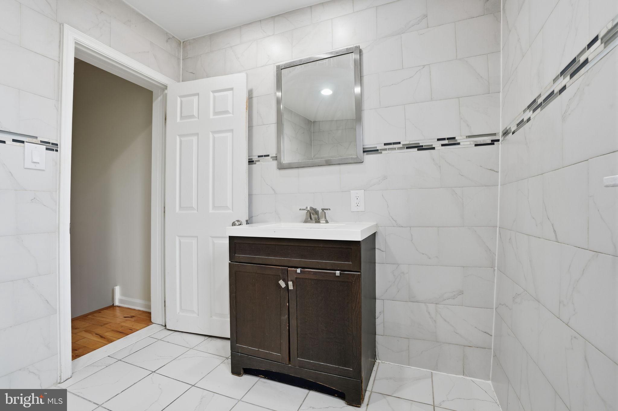 411 Tree Street Philadelphia, PA 19148 - Photo 10 of 20