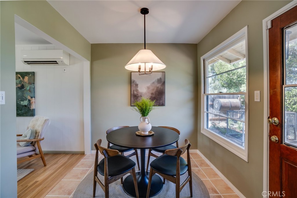 1901 Phillips Way Los Angeles, CA 90042 - Photo 17 of 50