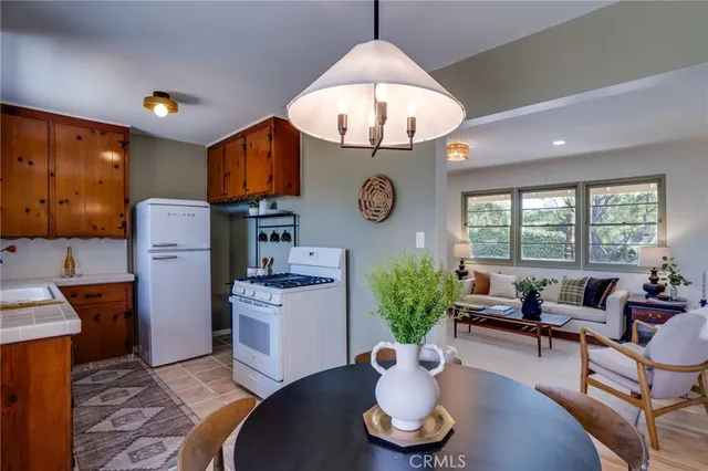 $899,000 | 1901 Phillips Way, Los Angeles, CA 90042