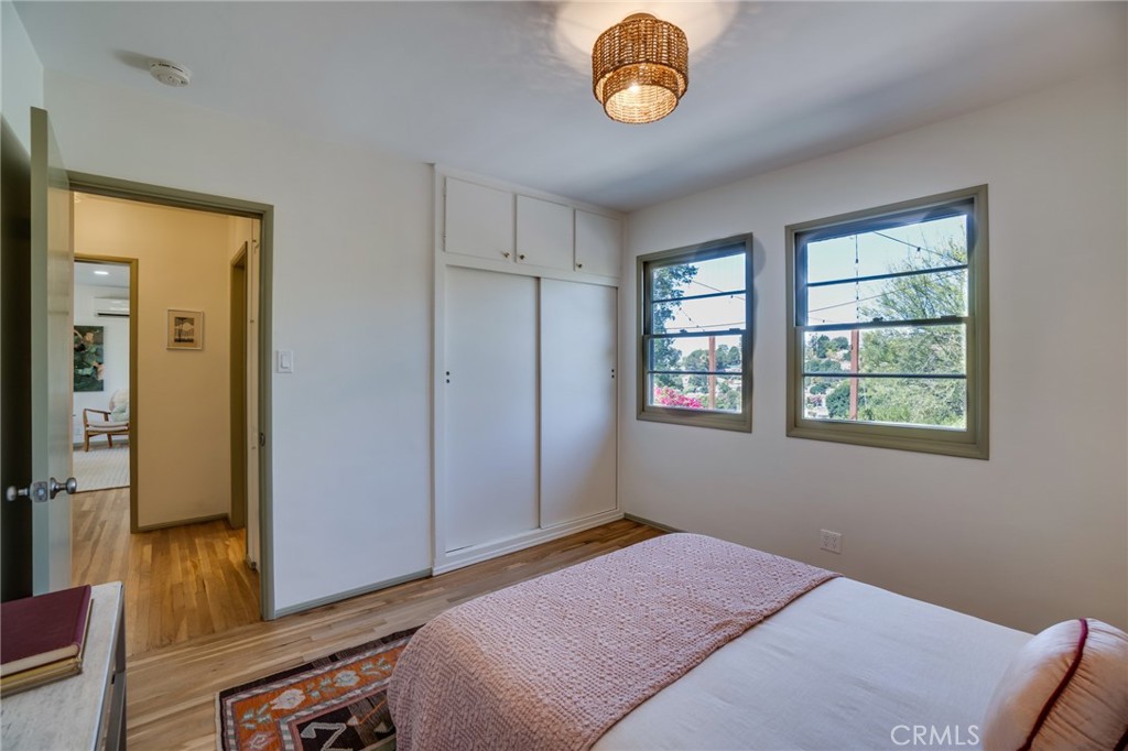 1901 Phillips Way Los Angeles, CA 90042 - Photo 32 of 50