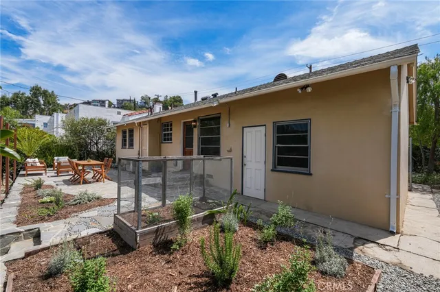 $899,000 | 1901 Phillips Way, Los Angeles, CA 90042