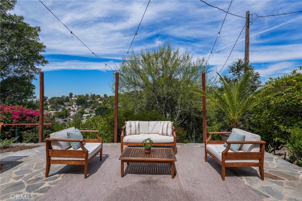 1901 Phillips Way Los Angeles, CA 90042 - Photo 36 of 50