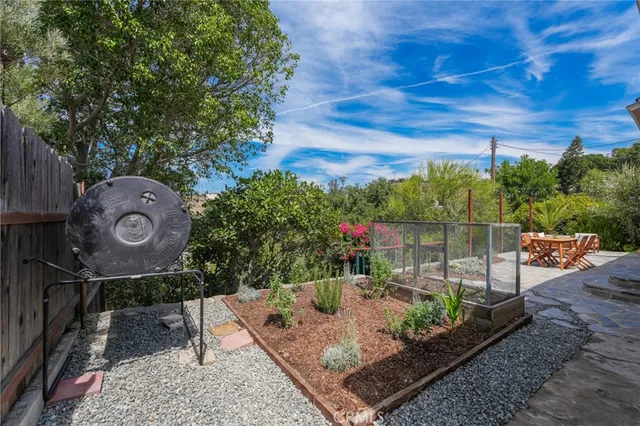 $899,000 | 1901 Phillips Way, Los Angeles, CA 90042