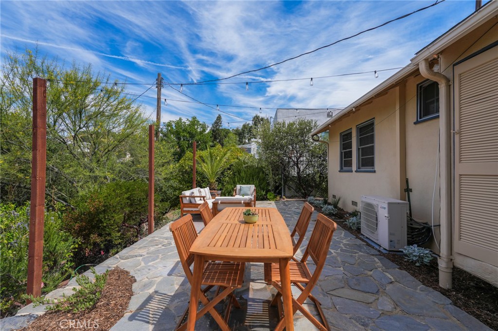 1901 Phillips Way Los Angeles, CA 90042 - Photo 38 of 50