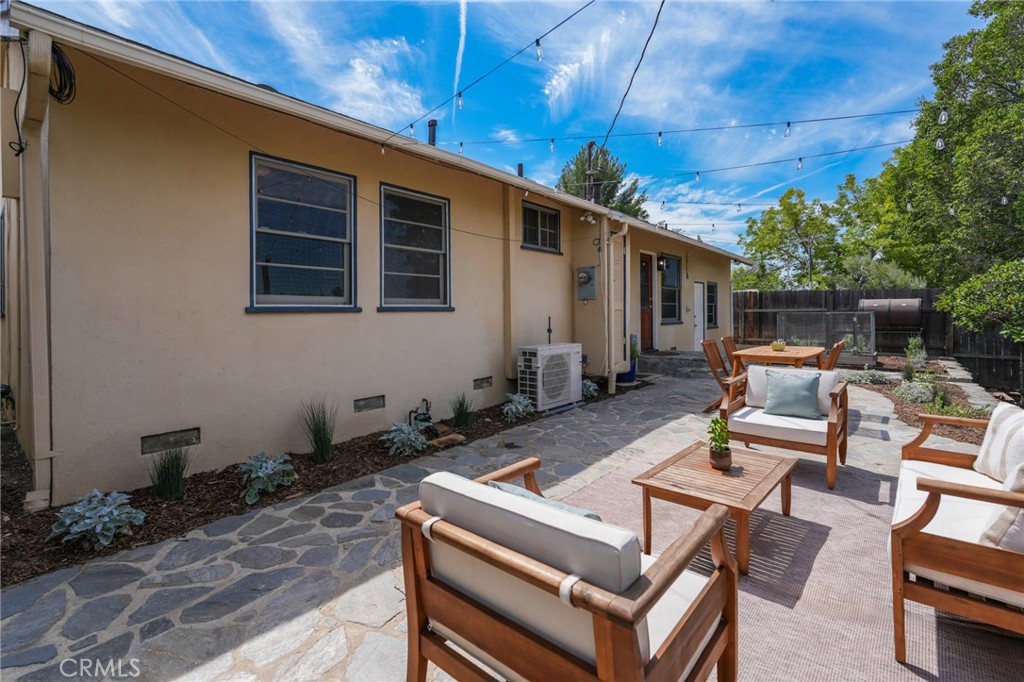 1901 Phillips Way Los Angeles, CA 90042 - Photo 39 of 50