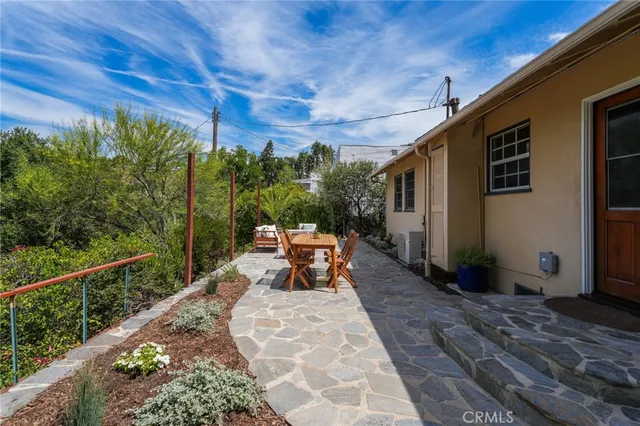 $899,000 | 1901 Phillips Way, Los Angeles, CA 90042