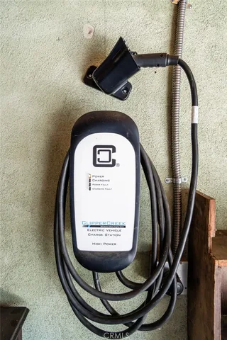 $899,000 | 1901 Phillips Way, Los Angeles, CA 90042