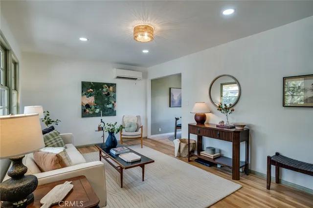 $899,000 | 1901 Phillips Way, Los Angeles, CA 90042