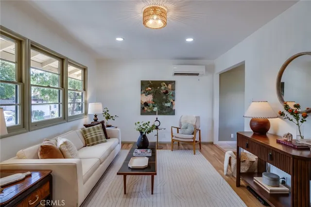 $899,000 | 1901 Phillips Way, Los Angeles, CA 90042