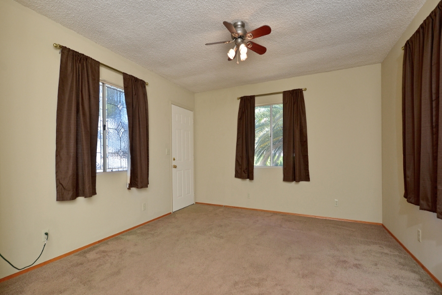 13667 East Lakeview Road Lakeside, CA 92040 - Photo 13 of 25 Gallery Image 13