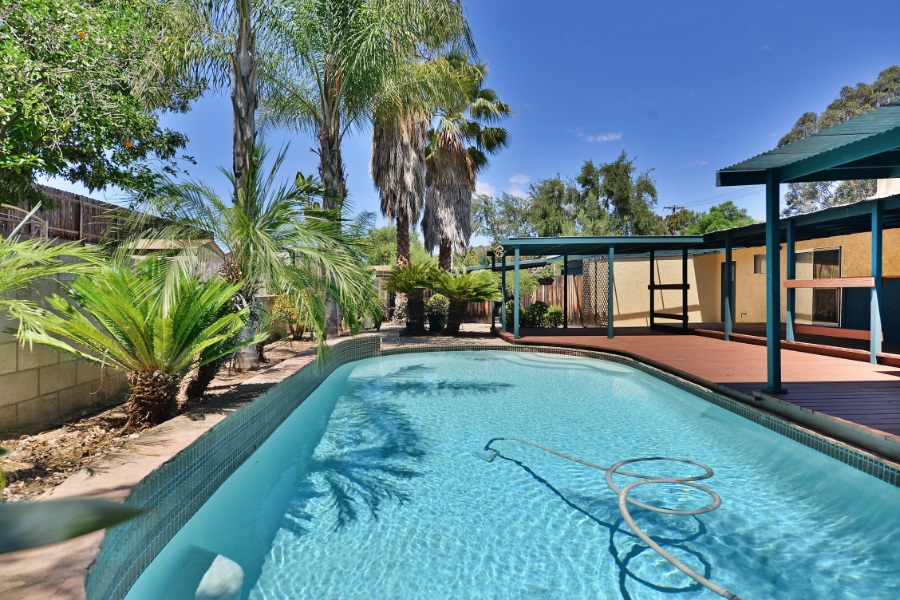 13667 East Lakeview Road Lakeside, CA 92040 - Photo 18 of 25 Gallery Image 18