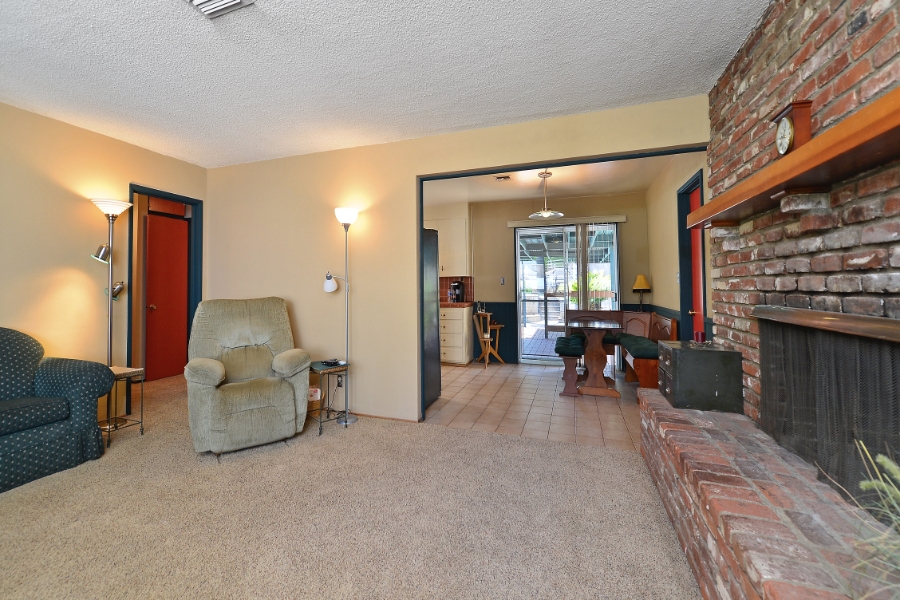 13667 East Lakeview Road Lakeside, CA 92040 - Photo 5 of 25 Gallery Image 5