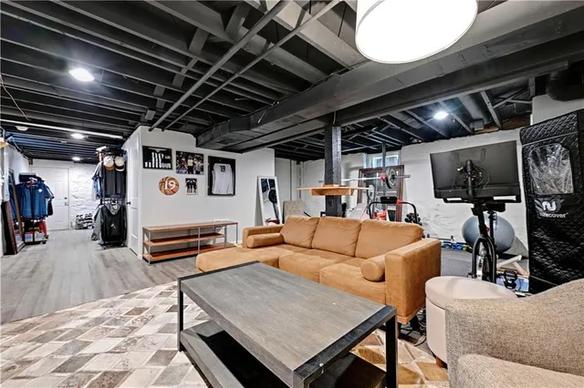 $525,000 | 4428 Summit Street, Kansas City, MO 64111