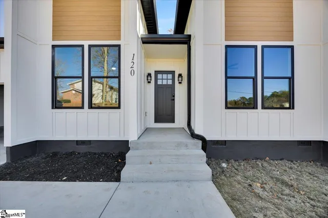 $299,000 | 120 Lyman Avenue, Duncan, SC 29334