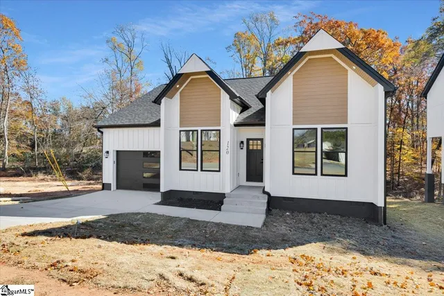 $299,000 | 120 Lyman Avenue, Duncan, SC 29334